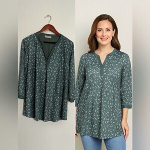 Timeson Green Floral Tunic Top | 3/4 Sleeve Lightweight Blouse